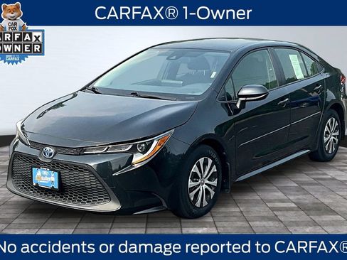 Used 2022 Toyota Corolla LE FWD image 3
