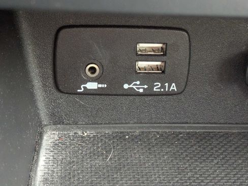 Certified 2023 Subaru Forester Premium AWD/4WD image 23