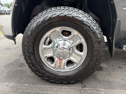 Used 2018 RAM 2500 Tradesman w/ Chrome Appearance Group AWD/4WD image 14