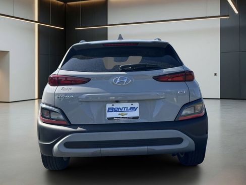 Used 2023 Hyundai Kona SEL w/ Convenience Package AWD/4WD image 4