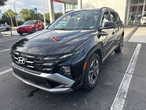 Used 2025 Hyundai Tucson SEL FWD image 3