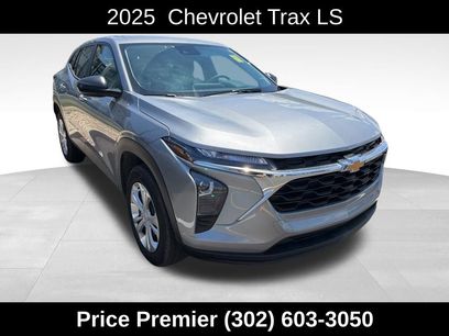 Used 2025 Chevrolet Trax LS