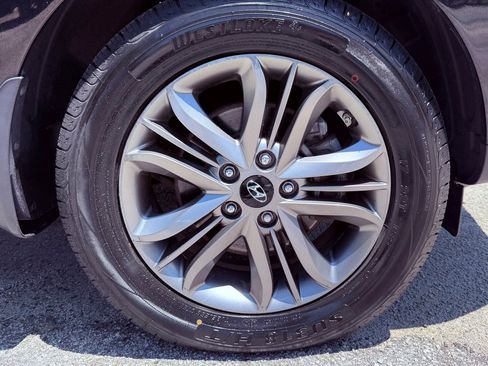 Used 2015 Hyundai Tucson GLS w/ Option Group 02 FWD image 12