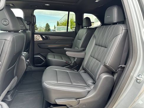 New 2026 Buick Enclave Avenir w/ Super Cruise Package AWD/4WD image 41