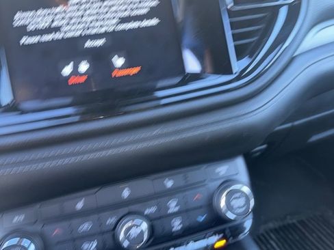 Used 2022 Dodge Durango GT image 10