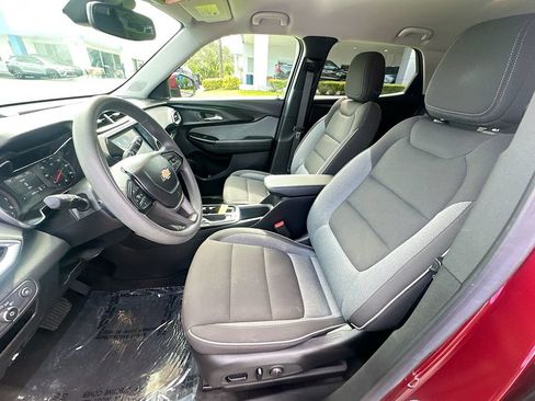 Used 2023 Chevrolet TrailBlazer LT w/ Convenience Package FWD image 19