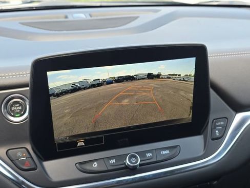Used 2025 Chevrolet Blazer LT FWD image 29