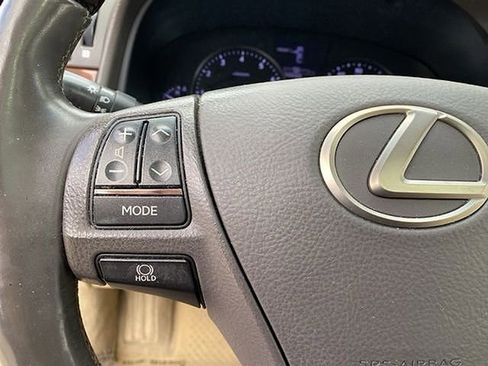 Used 2014 Lexus LS 460 AWD image 34