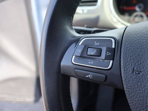 Used 2011 Volkswagen Golf TDI FWD image 20