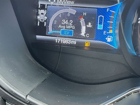 Used 2018 Ford Fusion Energi Titanium image 8