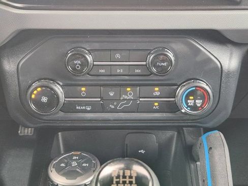 Used 2022 Ford Bronco Black Diamond AWD/4WD image 17