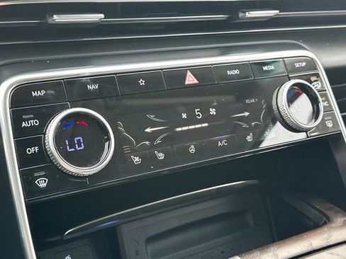 Used 2024 Genesis GV80 3.5T image 31