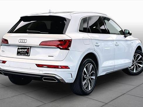 Used 2023 Audi Q5 2.0T Premium Plus w/ Premium Plus Package AWD/4WD image 12