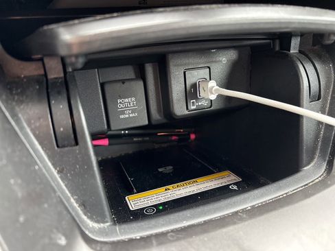 Used 2019 Honda Accord Touring image 25