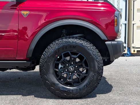 New 2026 Ford Bronco Badlands AWD/4WD image 12