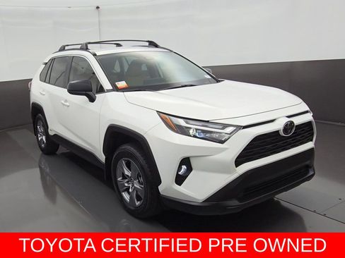 Certified 2025 Toyota RAV4 LE AWD/4WD image 1