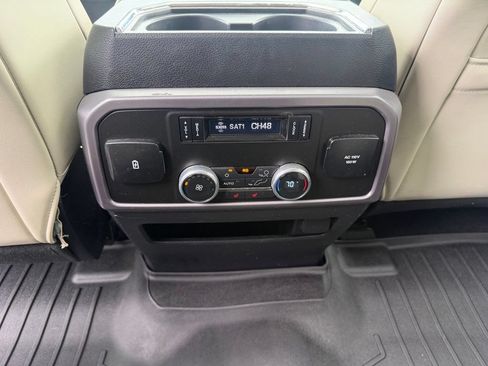 Used 2021 Ford Expedition Max Platinum AWD/4WD image 24