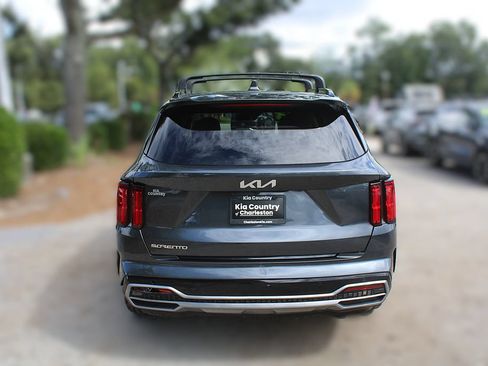 Used 2023 Kia Sorento SX FWD image 8