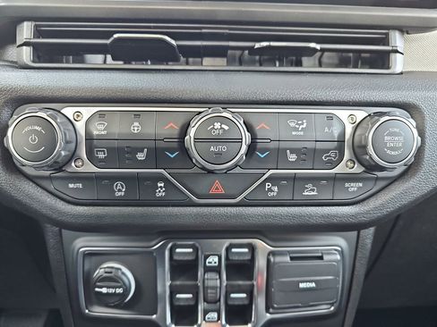 New 2026 Jeep Gladiator Willys image 20