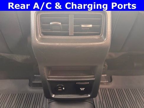 Used 2022 Ford Edge SEL w/ Convenience Package image 18