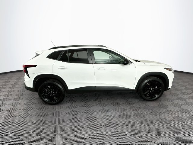 Used 2025 Chevrolet Trax ACTIV w/ Driver Confidence Package FWD image 13