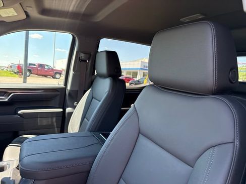 New 2026 Chevrolet Silverado 1500 LT Trail Boss w/ LT Trail Boss Premium Package AWD/4WD image 9