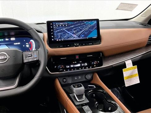 New 2026 Nissan Rogue Platinum w/ Platinum Premium Package image 7