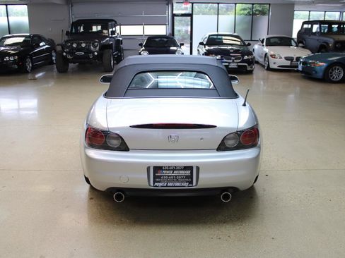 Used 2002 Honda S2000 image 11