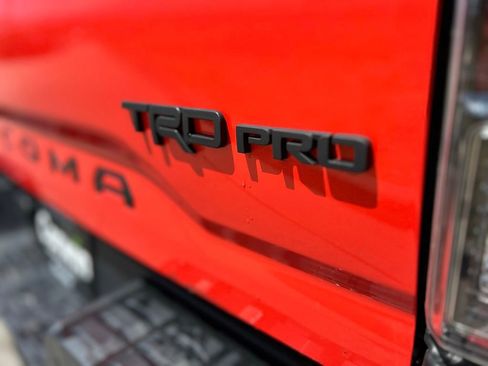 Used 2023 Toyota Tacoma TRD Pro AWD/4WD image 10