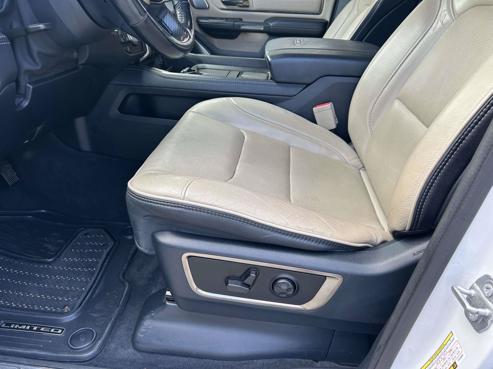 Used 2020 RAM 1500 Limited AWD/4WD image 18