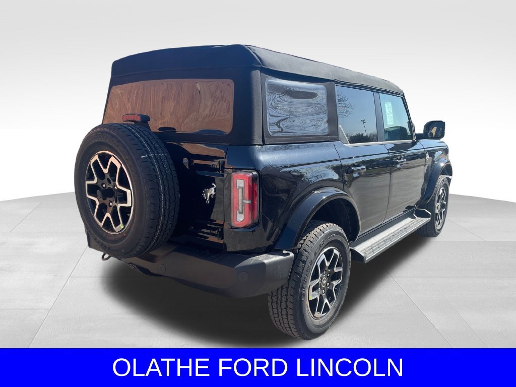 New 2025 Ford Bronco Outer Banks AWD/4WD image 5