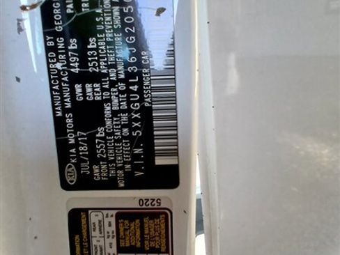 Used 2018 Kia Optima EX w/ Premium Package image 12