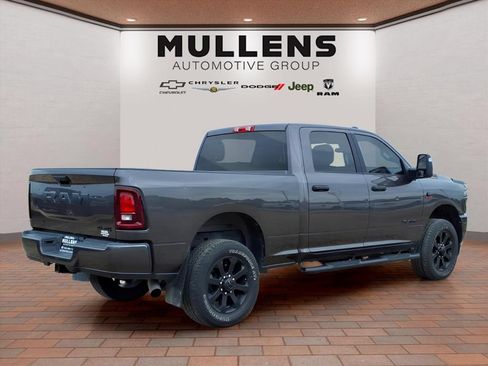 Used 2025 RAM 2500 Big Horn AWD/4WD image 6