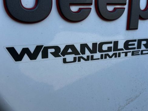 Used 2020 Jeep Wrangler Unlimited Rubicon image 10