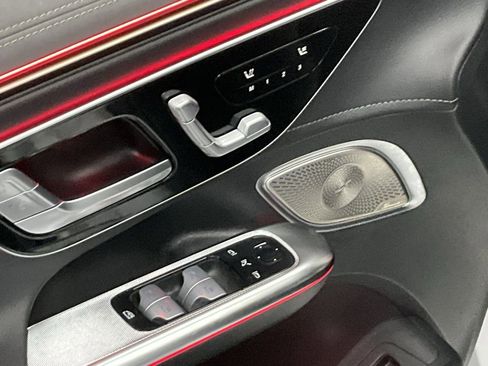 Used 2024 Mercedes-Benz EQE 500 4MATIC Sedan image 18