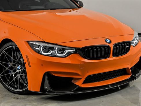Used 2018 BMW M3 RWD image 2