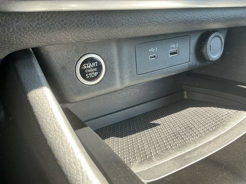 Used 2023 Nissan Rogue SV FWD image 21