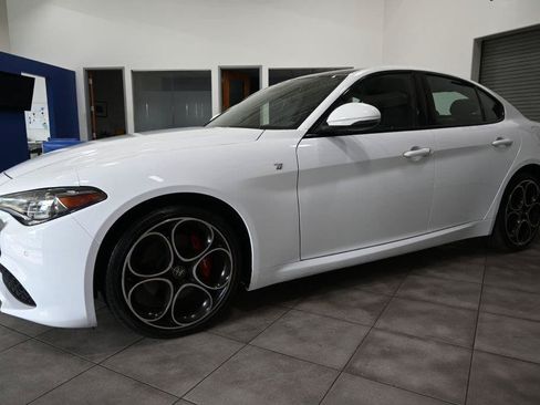 Used 2023 Alfa Romeo Giulia Ti AWD/4WD image 1