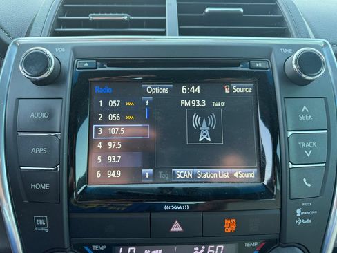 Used 2017 Toyota Camry XLE w/ Convenience Package FWD image 7