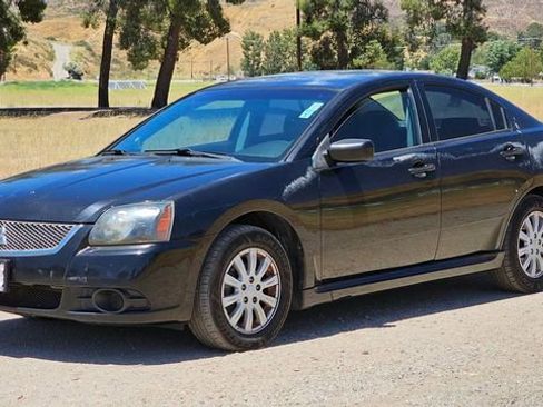 Used 2010 Mitsubishi Galant FE image 2