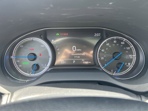 Used 2023 Toyota Venza Nightshade AWD/4WD image 15
