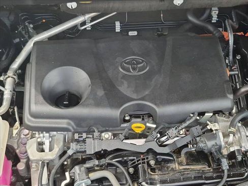 Used 2022 Toyota RAV4 SE AWD/4WD image 22