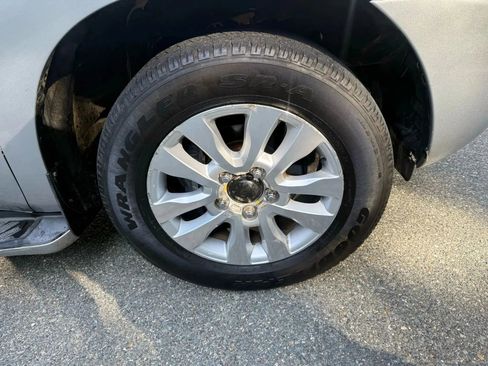 Used 2008 Toyota Sequoia Platinum image 6