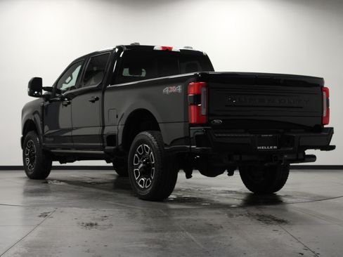 Used 2025 Ford F250 Platinum AWD/4WD image 6