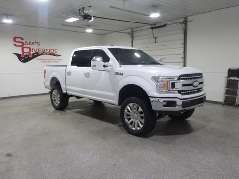 Used 2018 Ford F150 XLT w/ Equipment Group 302A Luxury AWD/4WD image 5