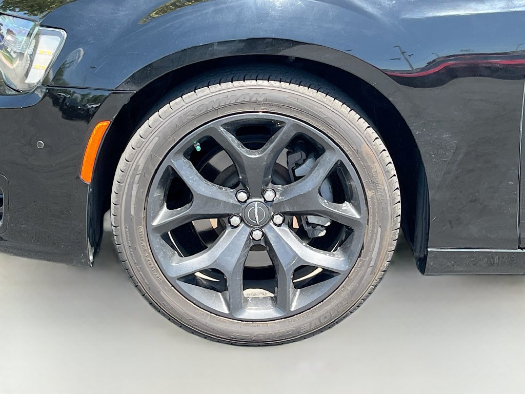 Used 2022 Chrysler 300 S w/ Comfort Group RWD image 31
