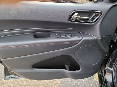 Certified 2024 Dodge Durango GT image 16