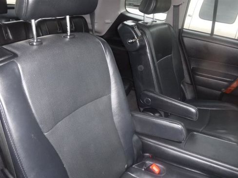 Used 2013 Toyota Highlander Limited image 31