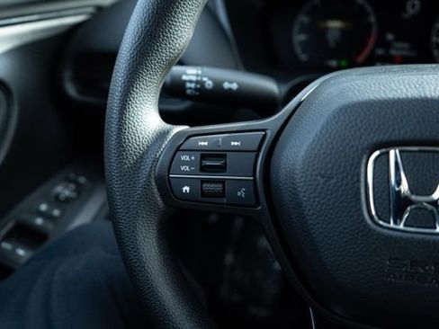 Used 2026 Honda HR-V LX image 19