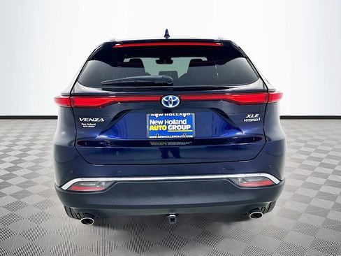 Used 2021 Toyota Venza XLE w/ Softex Package AWD/4WD image 6